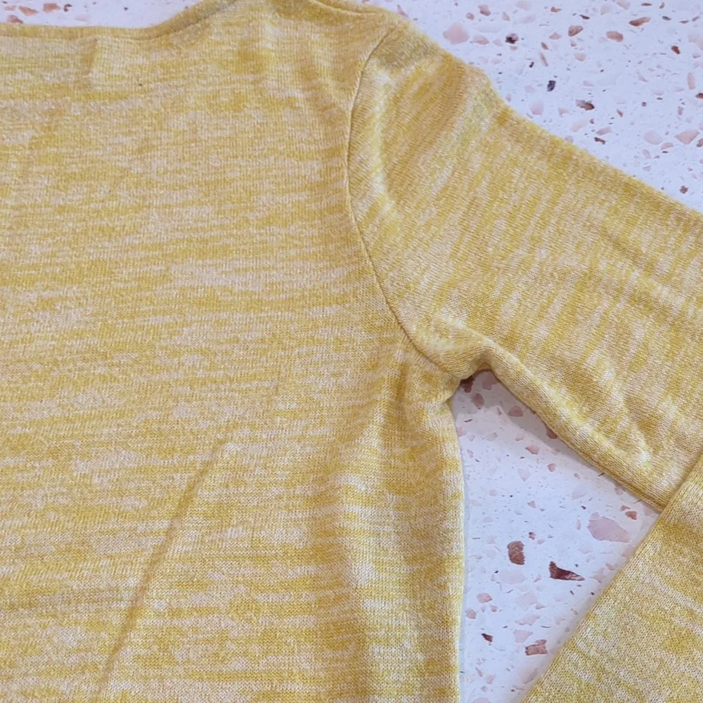 Old Navy | Golden Yellow Pullover Lightweight Sweater Long Sleeves | L